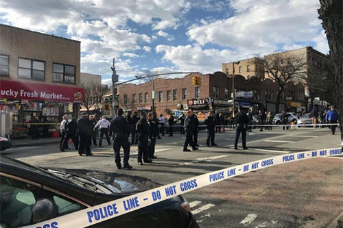 Tensión en Nueva York por la muerte de un hombre negro Tensión en Nueva York por la muerte de un hombre negro a manos de la policía